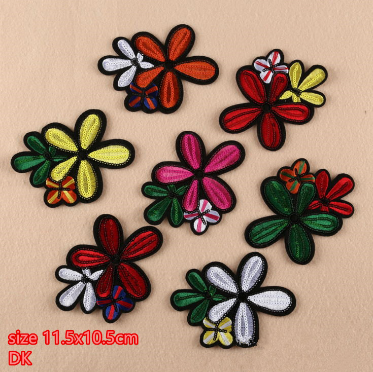 Sewing Id - 11.5x10.5 سنتيمتر 10 قطعة زهور الترتر